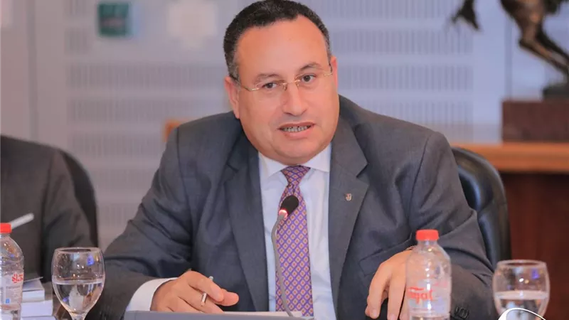 الدراسات العليا والبحوث يناقش توصيات مؤتمر التقدم في العلوم