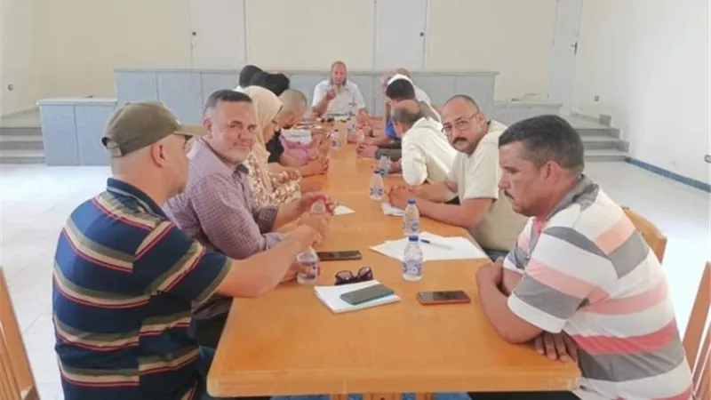 مراقبة التعاون بمطروح تبحث التصدي للمتعدين وتفعيل كارت الفلاح