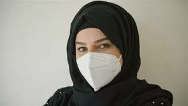 ما حكم لبس قناع الوجه الطبي للمرأة المحرمة