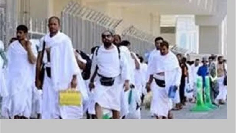 تلف على وسطه..حكم استعمال المحرم لحقيبة المتاع