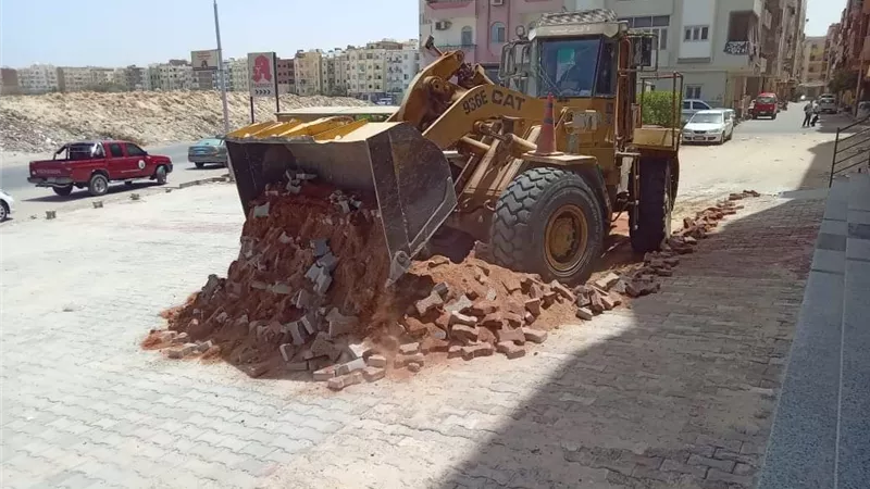 إزالة التعديات على أراضي أملاك الدولة بالغردقة