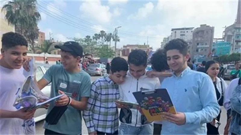 طلاب الإعدادية بأسيوط يؤكدون على سهولة الدراسات الاجتماعية