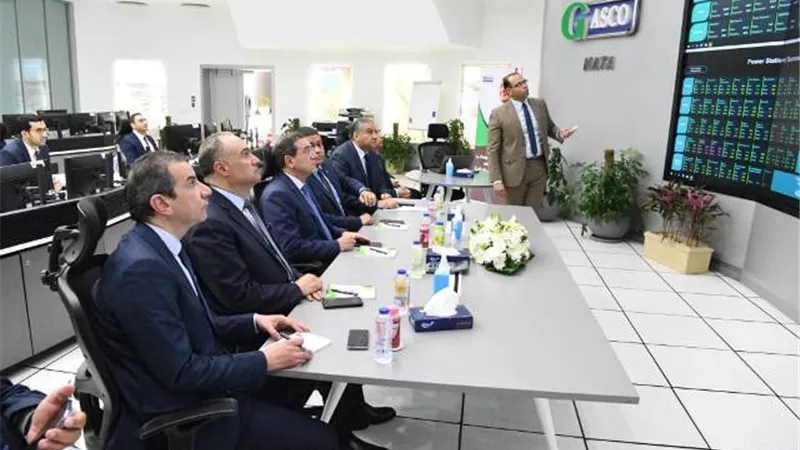 وزير البترول يتابع الموقف التشغيلي للشبكة القومية للغازات وانتظام الضخ
