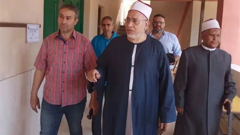 رئيس منطقة البحر الأحمر الأزهرية يتابع أعمال كنترولي الشهادتين