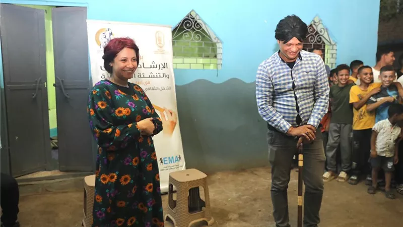 قومى المرأة يعرض مسرحية 