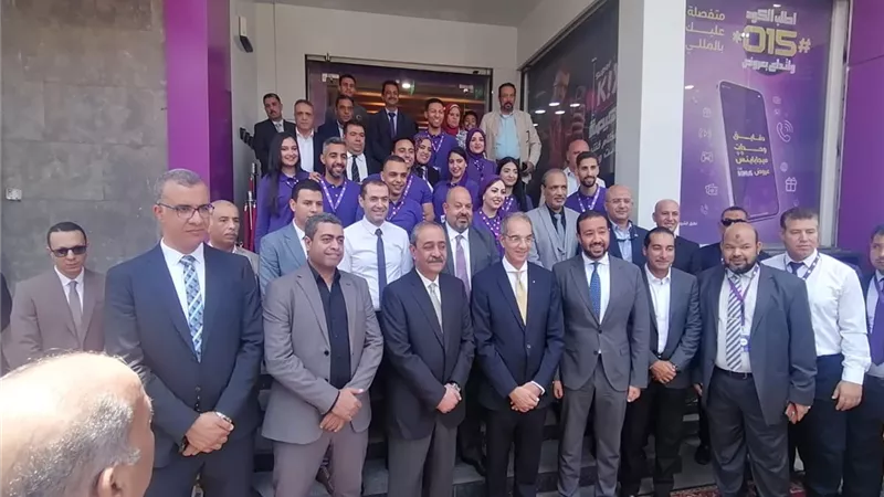 وزير الاتصالات:مستمرون في إحلال وتجديد الشبكات لتحسين جودة الخدمة