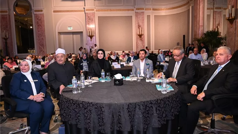 وزير الشباب يشهد اللقاء التشاركي الأول لتبادل الخبرات