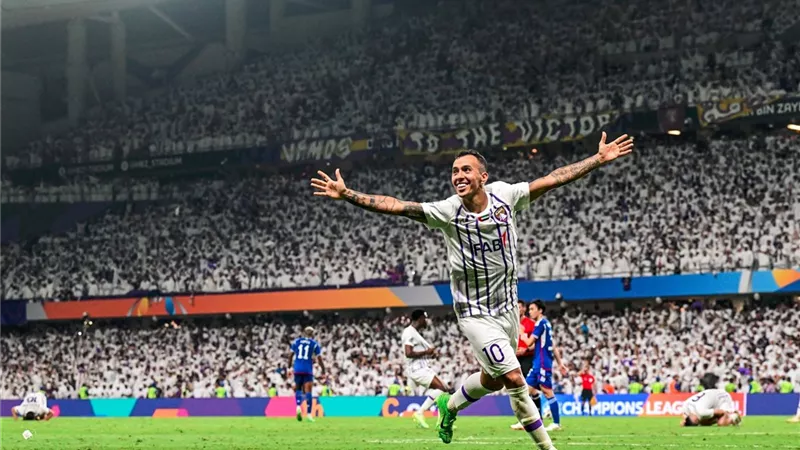 العين الإماراتي يكتسح يوكوهوما بخماسية ويتوج بلقب دوري أبطال آسيا