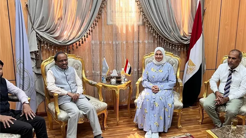 وفد «جامعة كاليكوت» الهندية يزور مركز تطوير تعليم الطلاب الوافدين