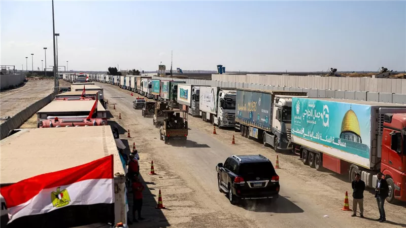 إكسترا نيوز:استئناف إرسال شاحنات المساعدات إلى غزة بجهود مصرية .. فيديو