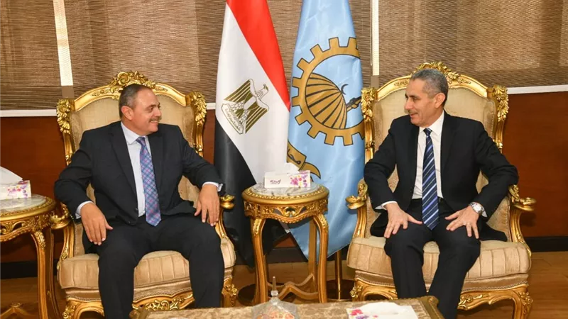 محافظ الغربيةيستقبل رئيس مجلس إدارة مؤسسة دار التحرير للطبع