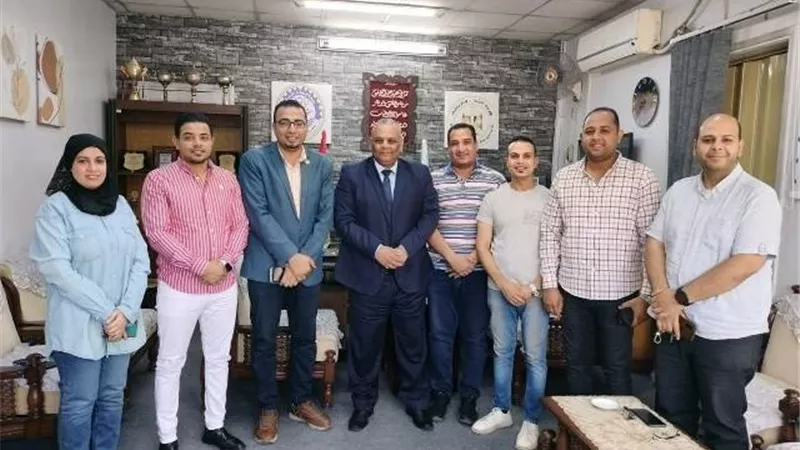 وكيل وزارة الشباب والرياضة بقنا يستقبل أعضاء محاكاة مجلس الشيوخ