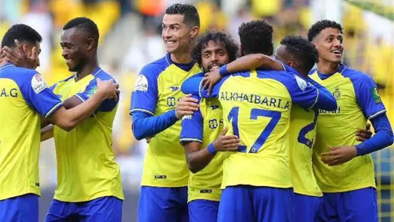 إيقاف نجم النصر وغيابه عن كلاسيكو الهلال في كأس خادم الحرمين