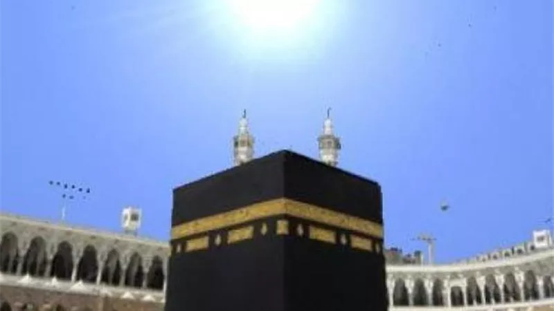 معهد الفلك :غدا اختفاء ظل الكعبة المشرفة بسبب ظاهرة تعامد الشمس عليها
