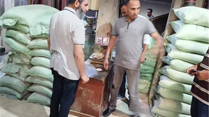 محافظ كفرالشيخ: تحرير 15 محضرًا تموينيًا بدسوق
