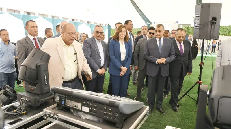 وزيرا الإنتاج الحربي والثقافة
