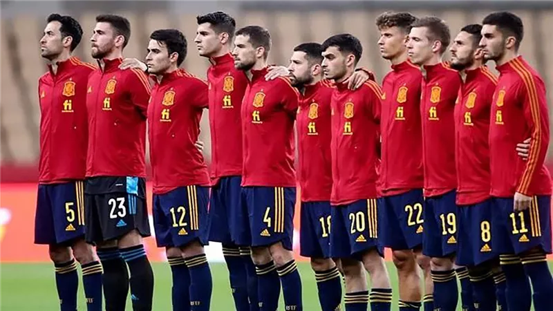 دي لافوينتي يعلن قائمة منتخب إسبانيا الأولية استعدادا لـ يورو 202
