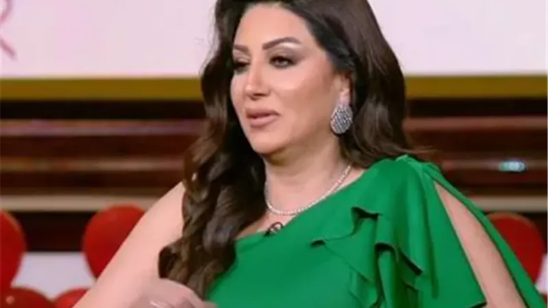 إصابة فى الكتف بعد القدم.. وفاء عامر تطالب من جمهورها الدعاء لها