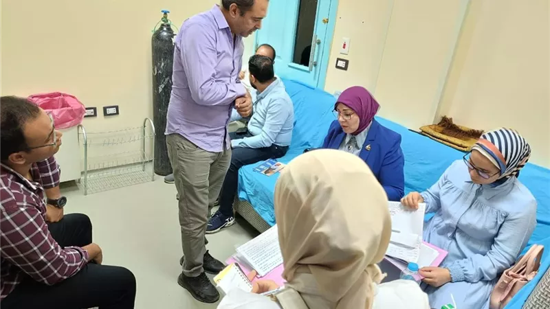 جهود مكثفة لمتابعة قوائم الإنتظار بالمراكز الطبية الخاصة بقنا