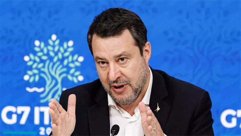نائب رئيس الحكومة الإيطالية يصف ستولتنبرغ بأنه 