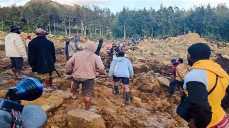 إجلاء 7900 شخص في بابوا غينيا الجديدة جراء الانهيارات الأرضية