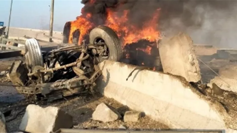 مصرع 2 في انقلاب سيارة واشتعال النيران بها فى مركز بني مزار
