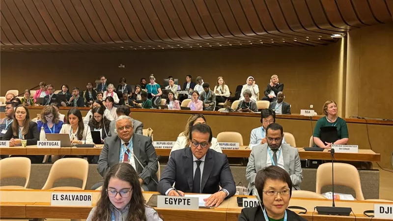عبد الغفار: ضرورة تسريع وتيرة العمل للنهوض بصحة سكان إقليم شرق المتوسط