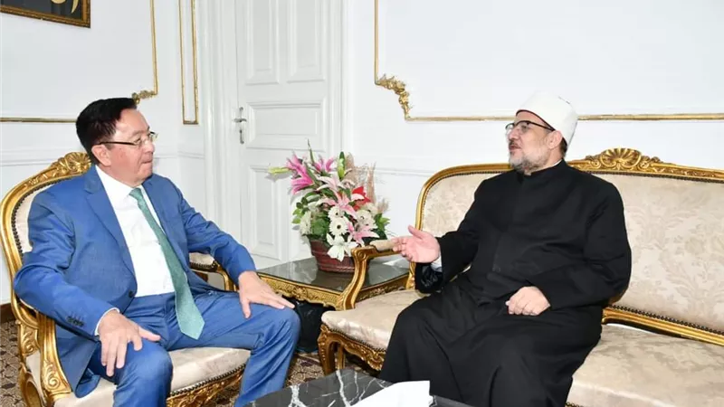 وزير الأوقاف يستقبل سفير كازاخستان بالقاهرة لبحث التعاون المشترك