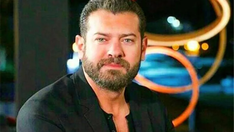 عمرو يوسف يهنئ شقيقه فى يوم ميلاده