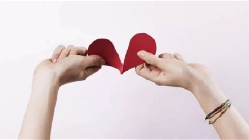 خبير نفسي ينصحك متى تتخذ قرارًا بالرحيل وإنهاء العلاقة فورًا