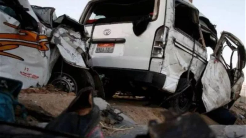 إصابة 11 فى تصادم سيارة نقل وميكروباص أعلى كوبرى البغدادى بالأقصر