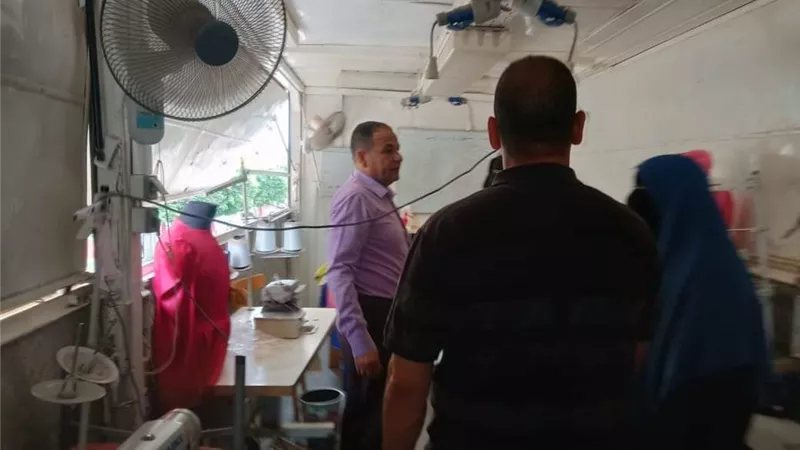 رئيس مدينة ابوقرقاص يتفقد سيارة 