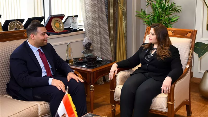 سها جندي توجه بضم الخبراء المصريين بسويسرا لمجلس شباب العلماء بالخارج