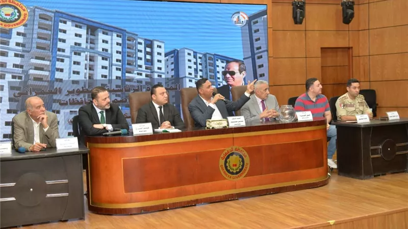 محافظ الدقهلية يشهد القرعه العلنية لتسكين مشروع مساكن الجلاء