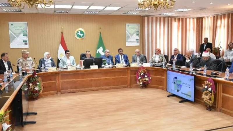 غراب يطمئن على الاستعدادات لانطلاق ماراثون الثانوية العامةوالأزهر