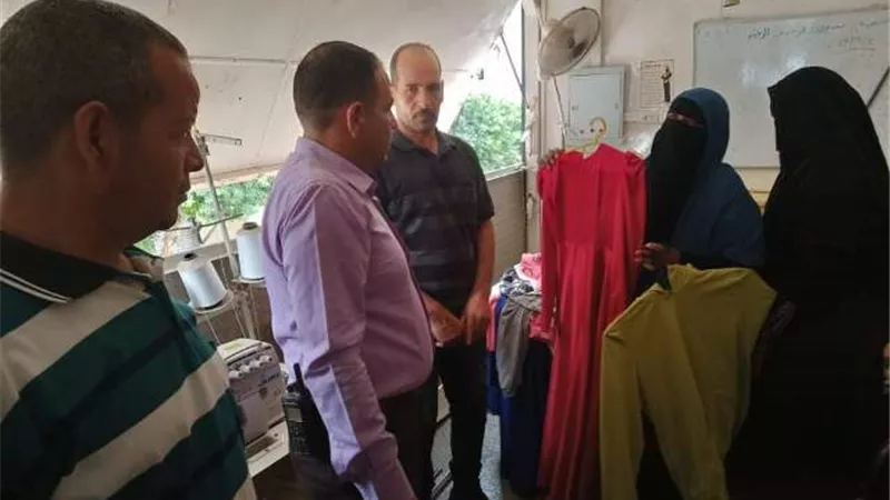 رئيس مركز ابوقرقاص يتفقد سيارة 