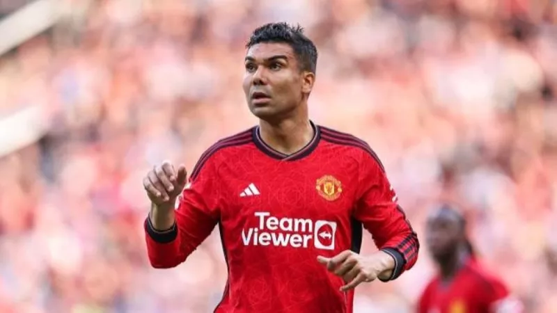 مان يونايتد يحدد 50 مليون يورو مقابل إنتقال كاسيميرو للدوري السعودي