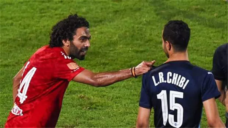 الجبلاية يعاقب الشيبي ويقرر إيقافه 6 مباريات بسبب حسين الشحات