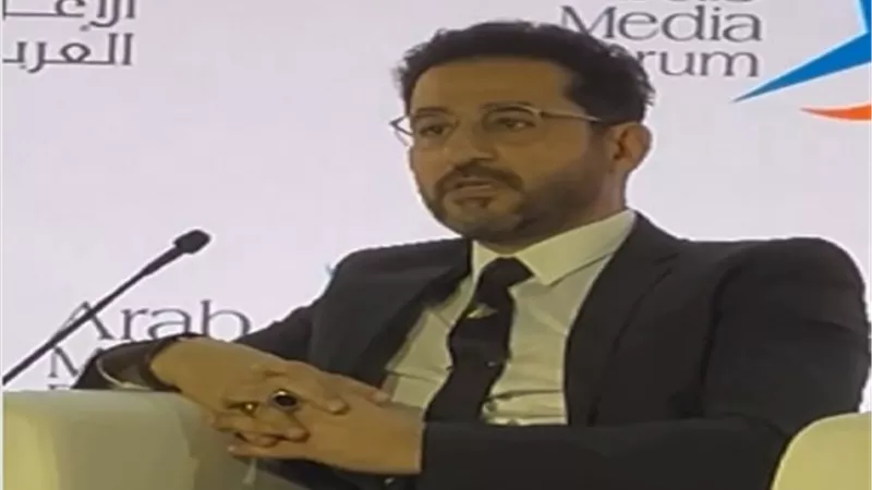 أحمد حلمي يطالب بالوقوف دقيقة حداد على روح شهداء رفح في منتدى دبي للإعلام