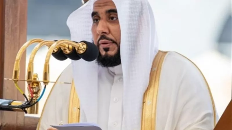 خطيب الحرم المكي : الحج موسم كبير لكسب الحسنات