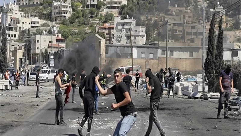 الإحتلال يطلق قنابل الصوت على الفلسطينيين فى بيت لحم ونابلس