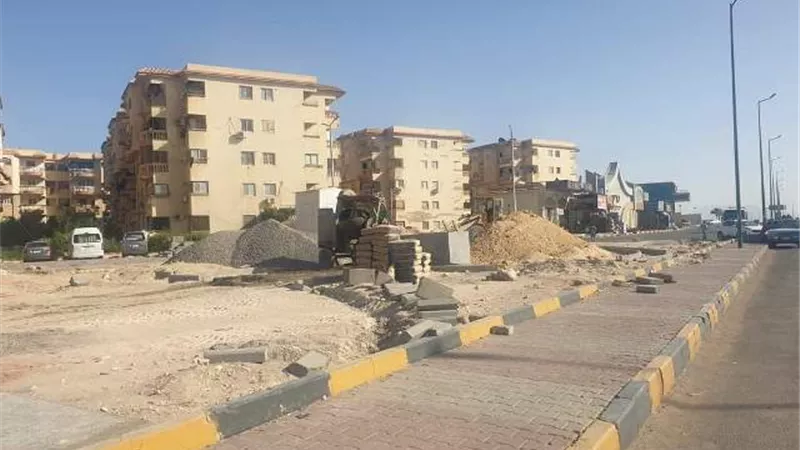 إنشاء متنزه امام العمارات السكنية بمبارك ليكون متنفسا بالغردقة