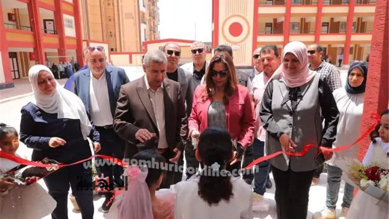 محافظ دمياط تؤكد نبذل جهودا مكثفة للإرتقاء بالمنظومة التعليمية