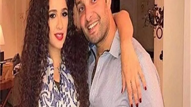 شقيق ياسمين عبد العزيز: ربنا يبعد عنك أصحاب المصالح المتلونين