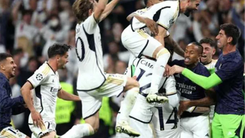 شاهد بث مباشر ببلاش.. مباراة يال مدريد مع بوروسيا دورتموند