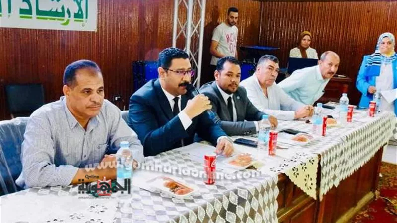زراعة المنيا تكرم 250 خريج من المدارس الحقلية