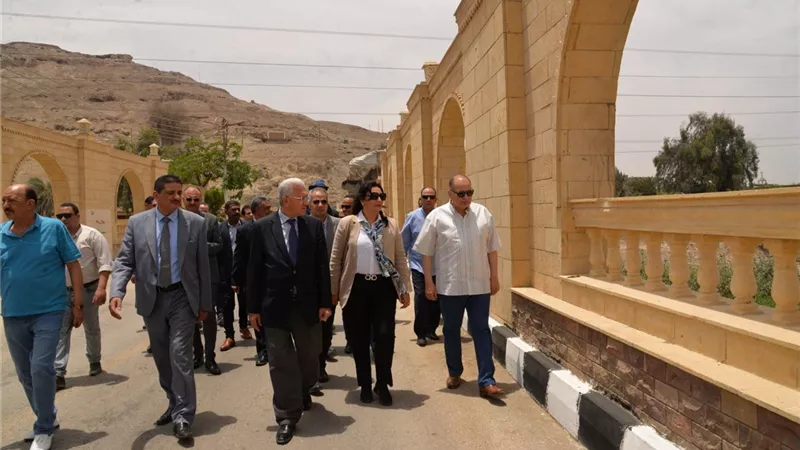 وضع اللمسات النهائية لأعمال تطوير مسار العائلة المقدسة باسيوط