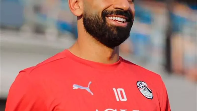 ديلي ميل : جماهير ليفربول متفائلون بعملية زراعة شعر محمد صلاح