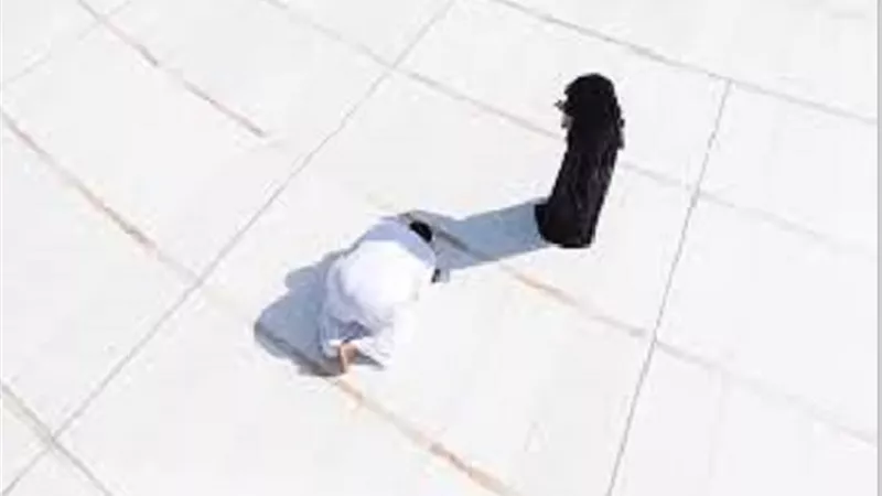 5 امور واجبة على من وجد لُقطة الحرم
