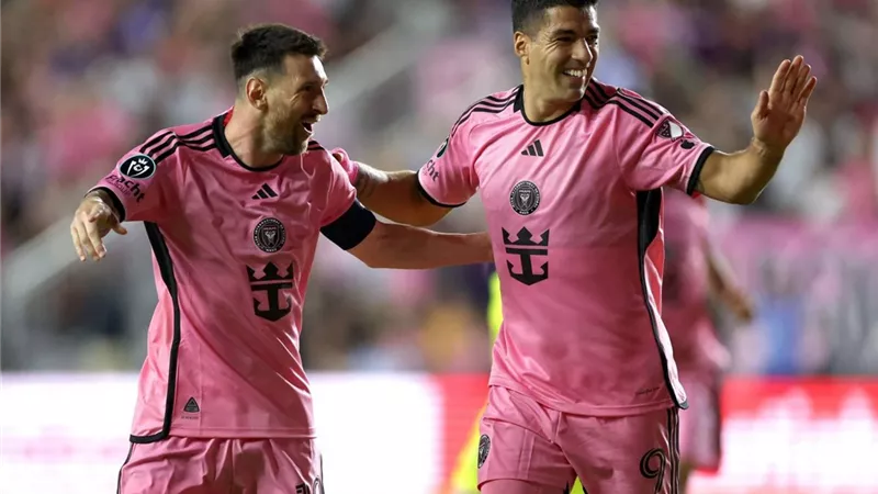 ميسي وسواريز يسجلان بتعادل إنتر ميامي مع لويس سيتي بالدوري الامريكى